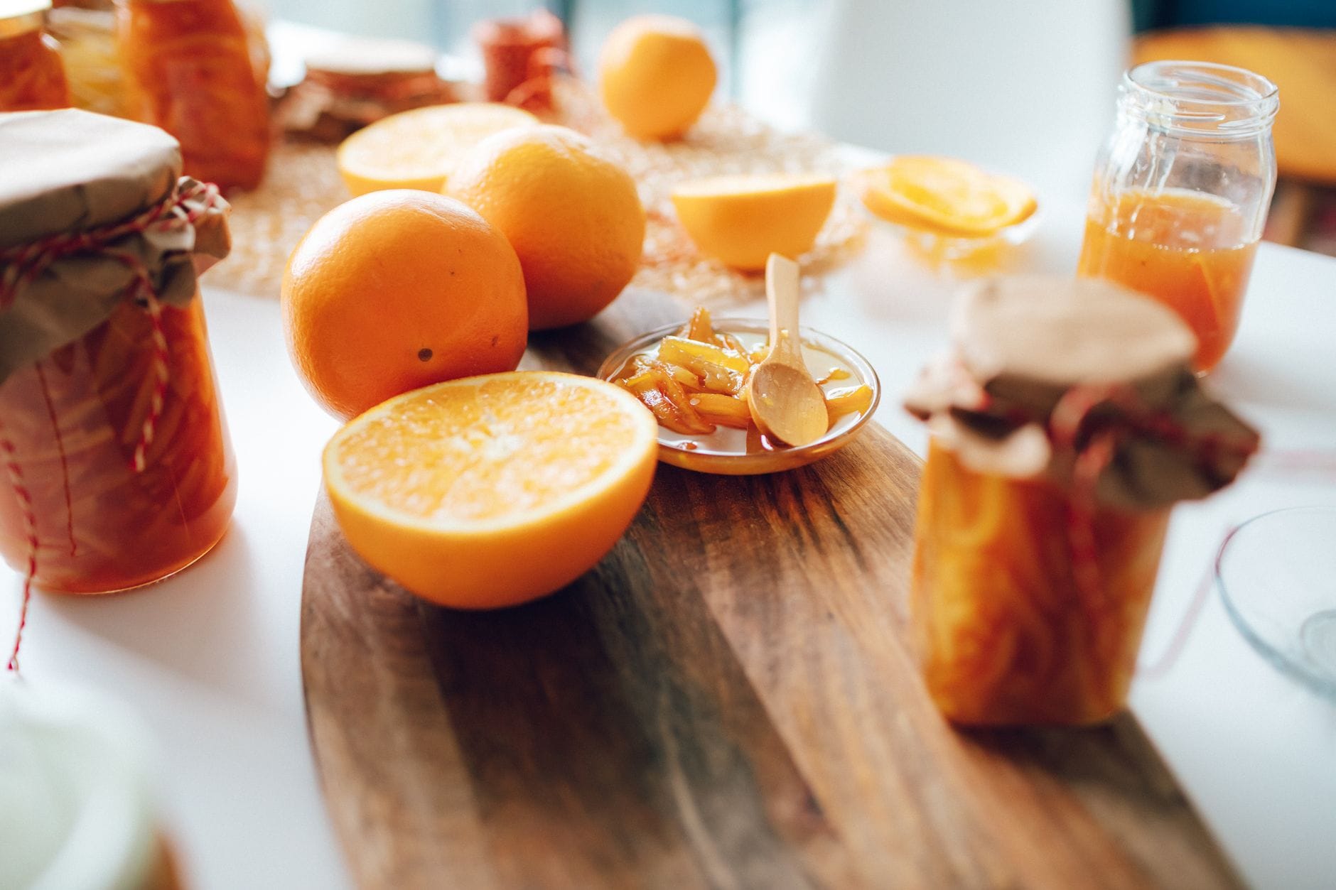 Orange marmalade with fresh oranges