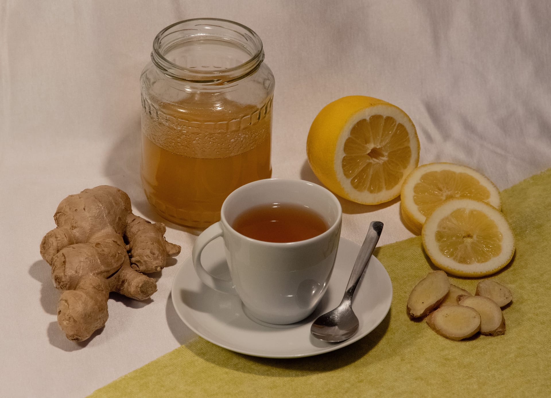 Ginger and lemon tea with honey
